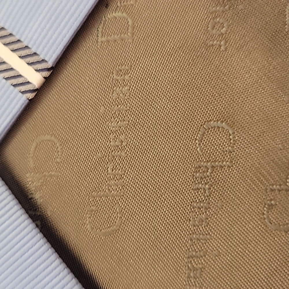 Beautiful silk tie - Picture 4 of 5